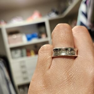 Tiffany & Co Medium Ring Size 7